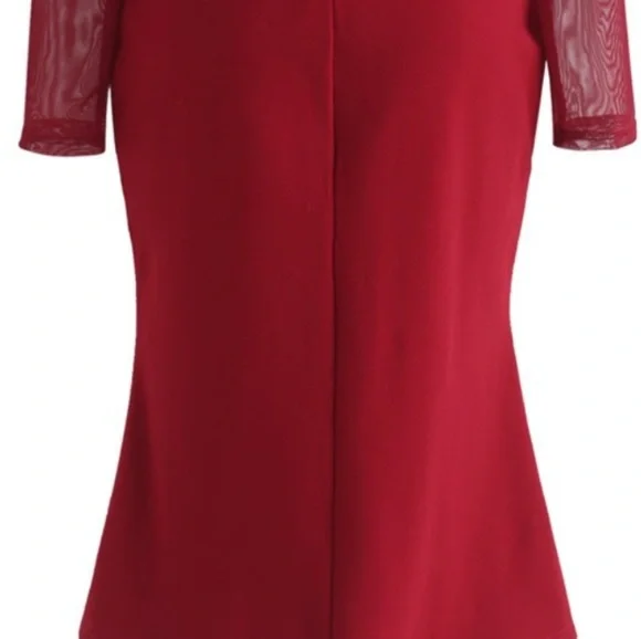 Lady in Red Dress Crochet Lace Elegance Size XL - Picture 8 of 8